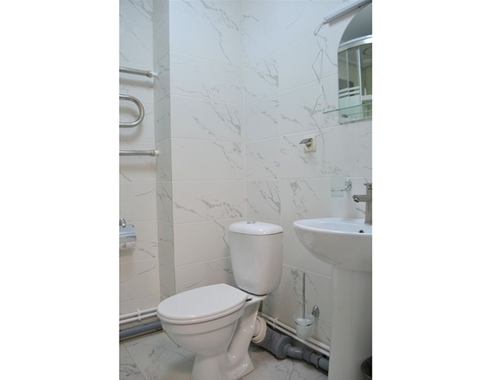 Одноместный номер повышенной комфортности (к. 2) - Санаторий «им. Воровского»