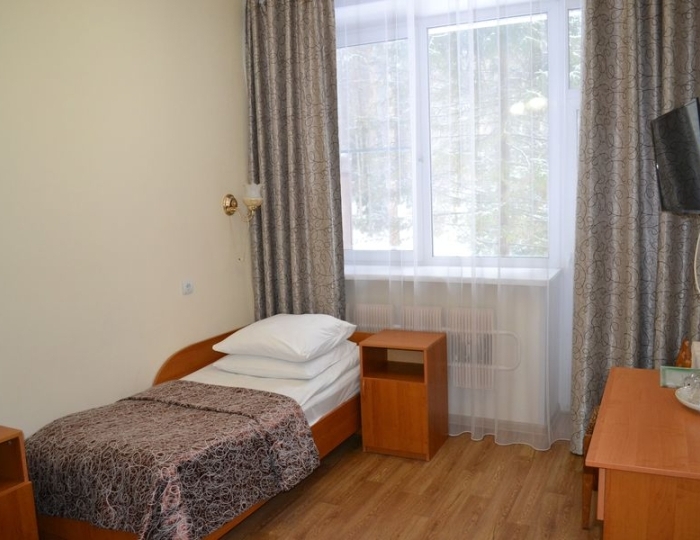 Двухместный номер со всеми удобствами (к. 2, 3) - Санаторий «им. Воровского»