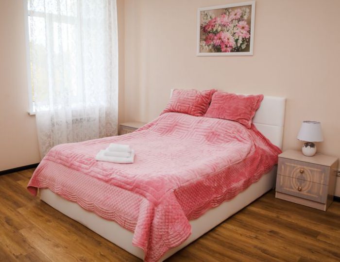 Люкс № 2 двухкомнатный с ванной (к.1) - Санаторий «им. Воровского»