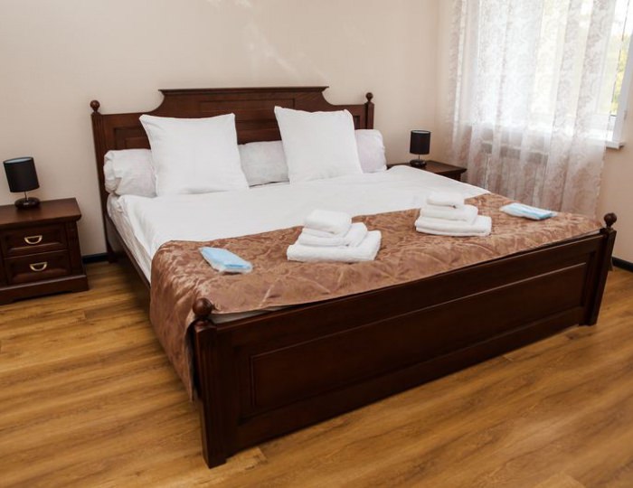 Люкс № 3 двухкомнатный с угловой ванной (к.1) - Санаторий «им. Воровского»